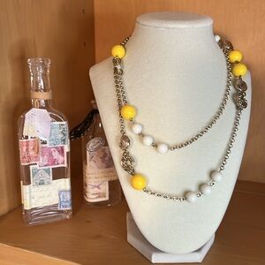 EUC Banana Republic Yellow/White/Gold Necklace - Adjustable 36”
